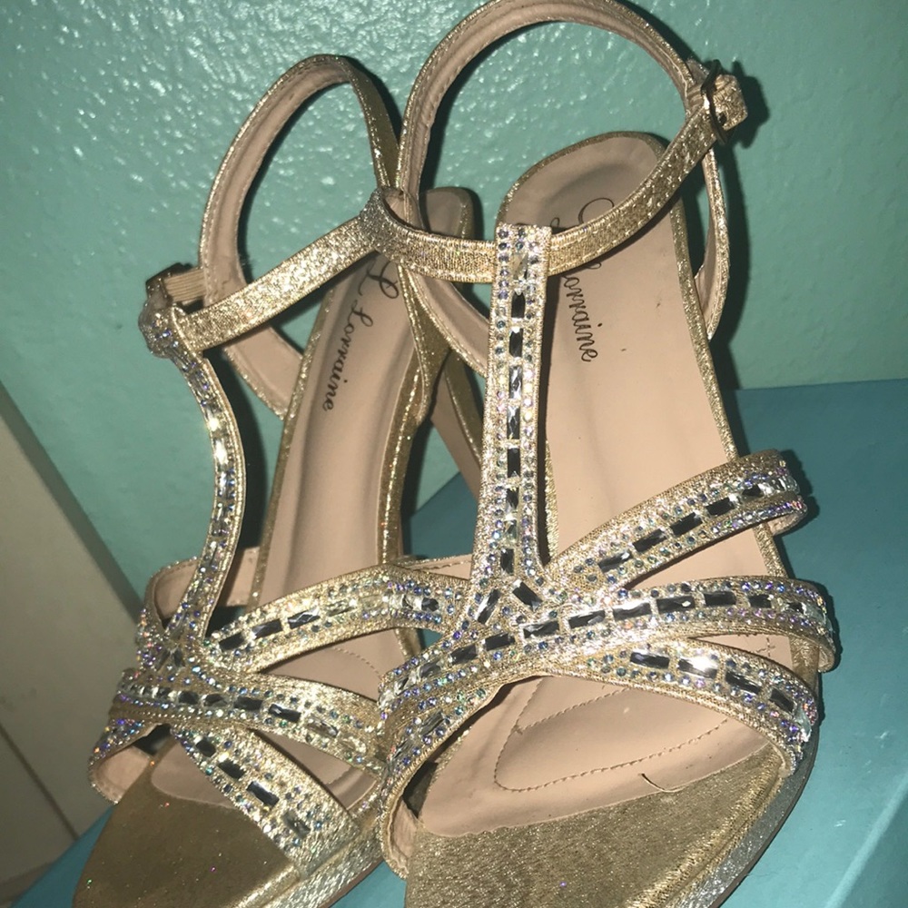 Lorraine Lilly nude heels